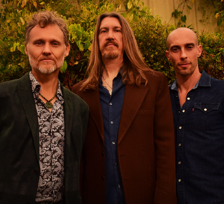 The Wood Brothers -Heart Is The Hero Tour