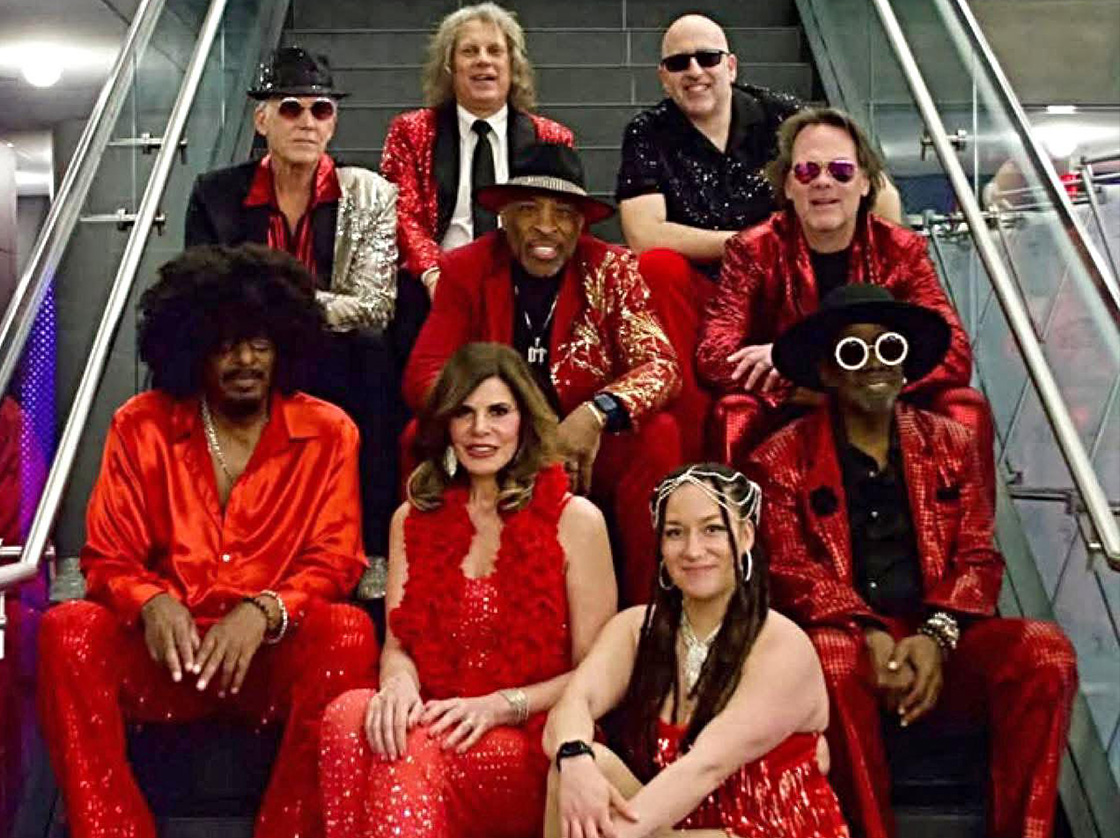 The Discoteks - Paying Tribute to The Golden Era of Disco and Motown